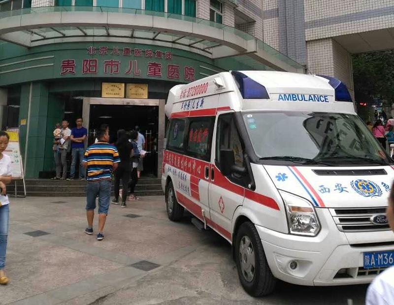 玛沁县救护车转院